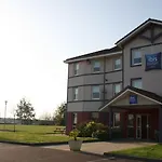 Ibis Budget Hotel 2*