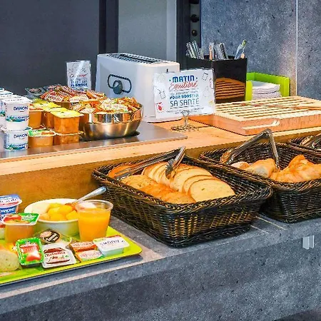 Ibis Budget 2* Κουτάνς
