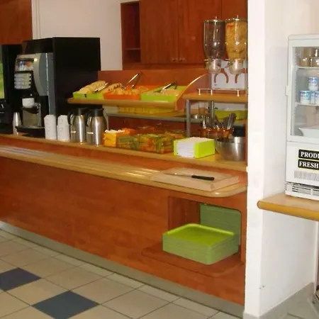 Ibis Budget Coutances